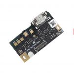 hier klicken, um das Produktfoto f&uuml;r USB Ladeanschluß Stecker auf Subboard mit Mikrofon zu vergr&ouml;&szlig;ern